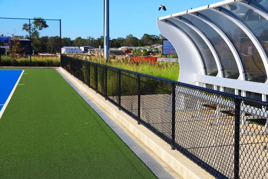 Ball-stop fencing for a synthetic hockey pitch and sports fields, image 6